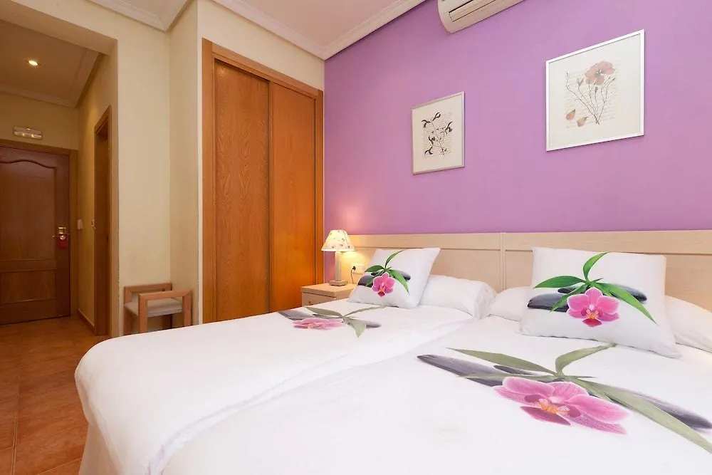 Hostal Luz-1